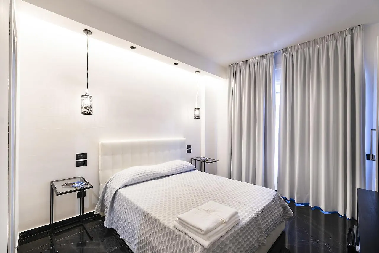 Chez Anna B&B - Adults Only Naples 2*,  Italy