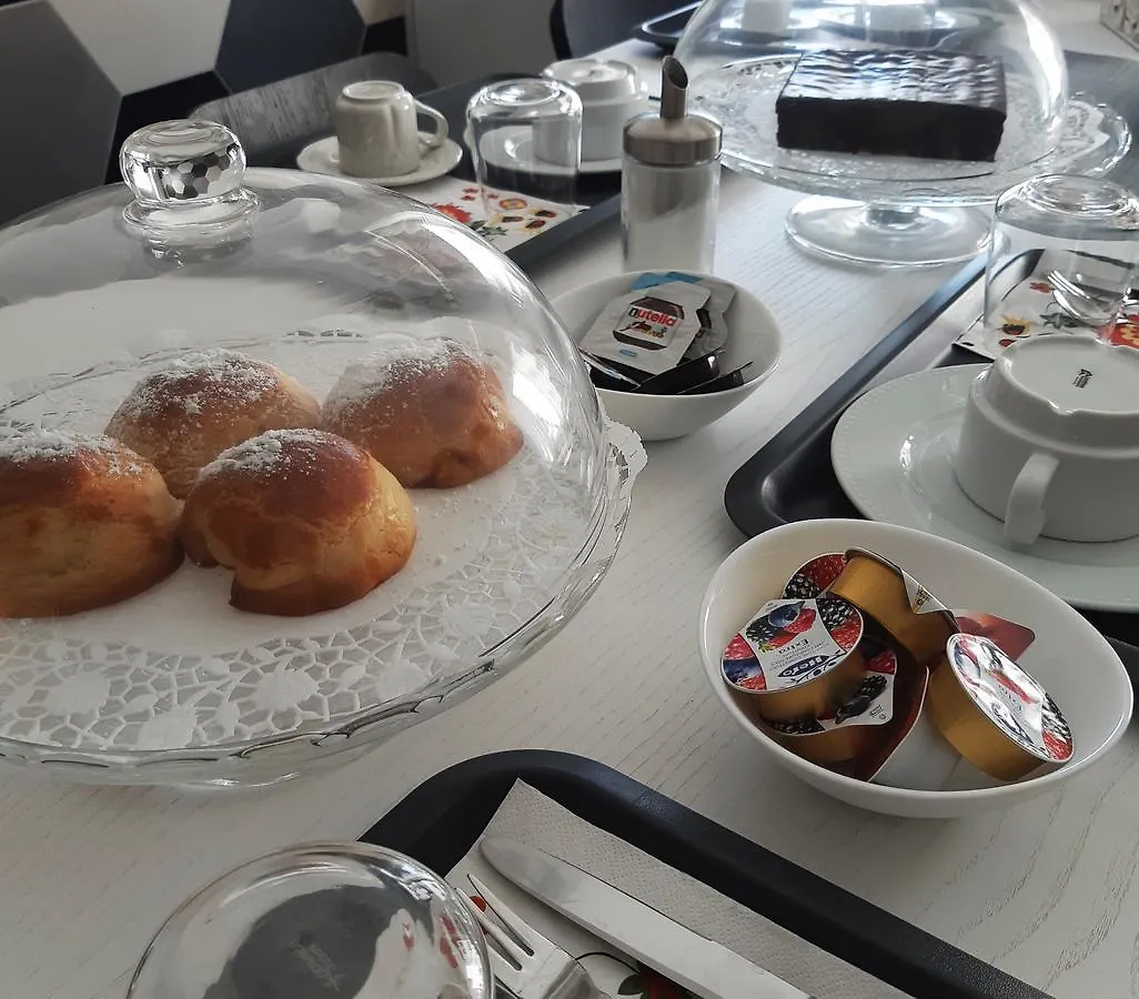 Chez Anna B&B - Adults Only Naples